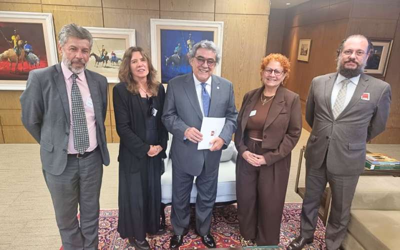 Foto Sindicatos se reúnem com presidente do CSJT sobre auxílio-saúde