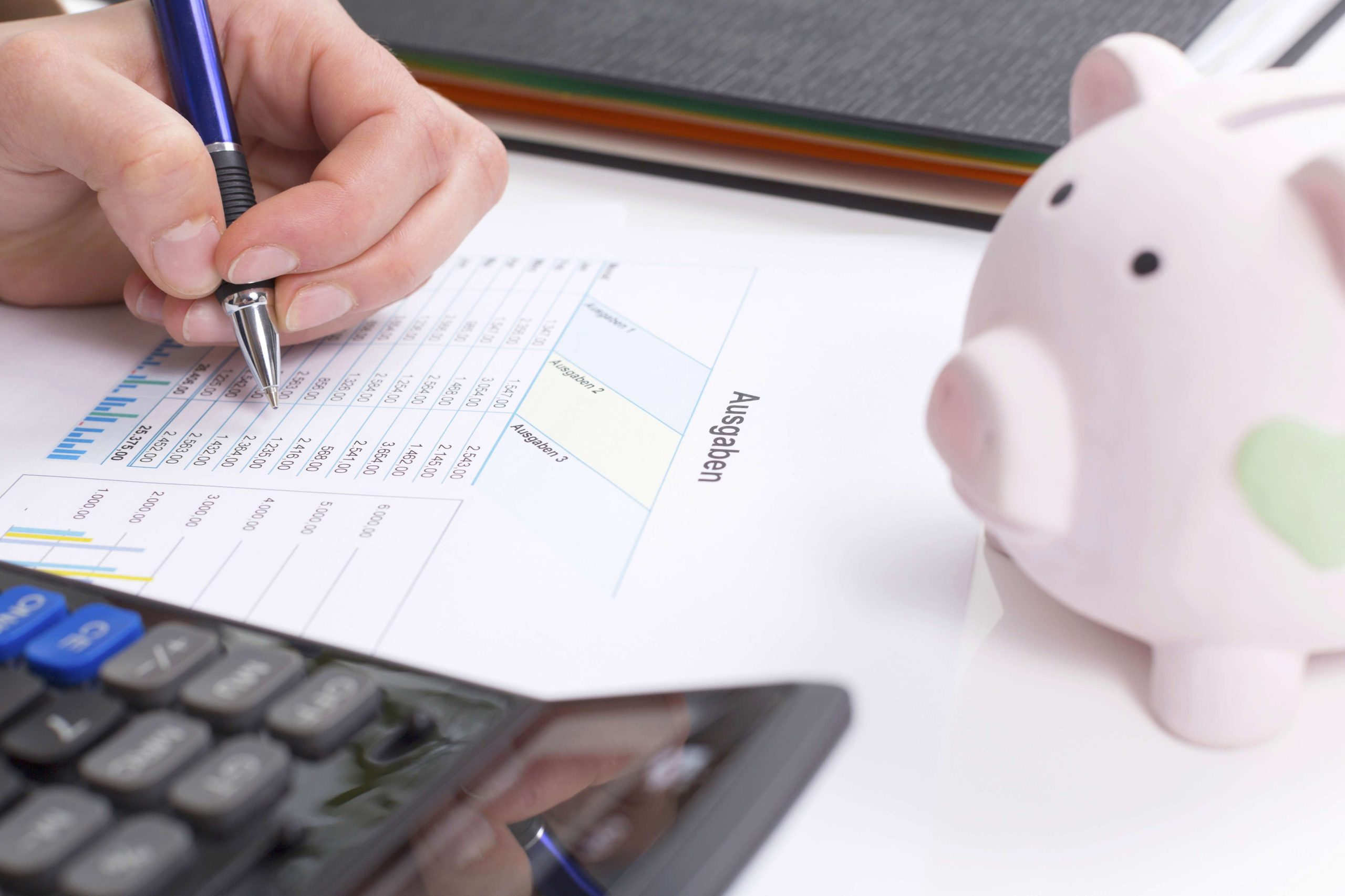 Women calculate expenses