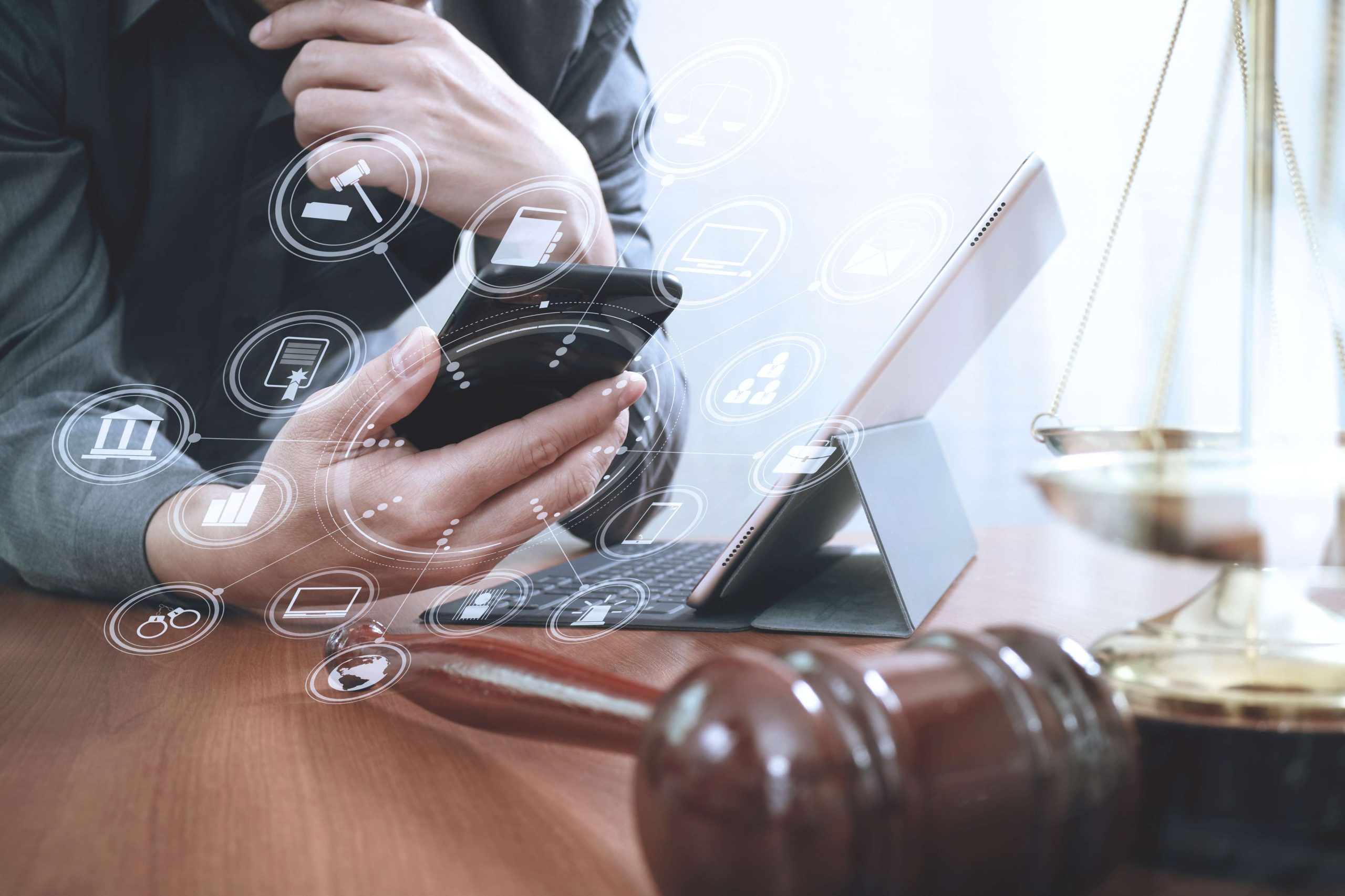 Foto Acusar agente público em blog, antes de decisão com coisa julgada, gera dano