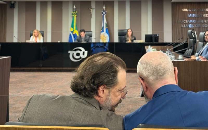 Foto Quintos e TCU – relator vota pela reversão da absorção da parcela