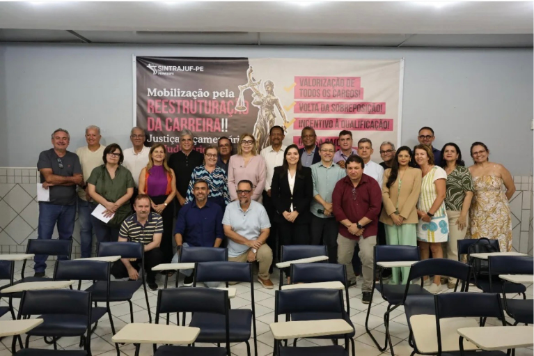 Foto Cassel Ruzzarin Advogados participa de encontro do Núcleo de Oficiais de Justiça do SintrajufPE